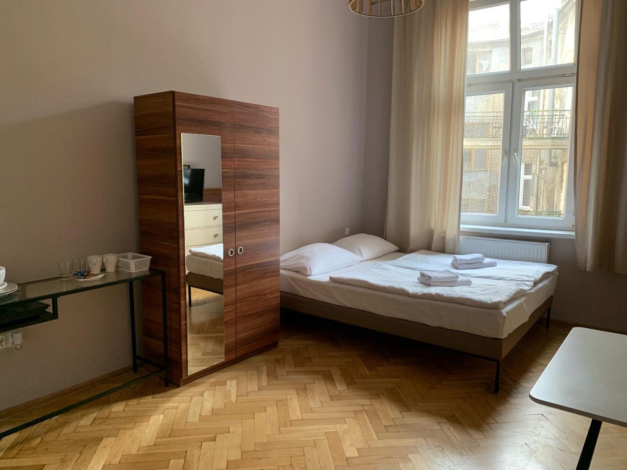 Apartament Gold Jasmine Διαμέρισμα Krasków Εξωτερικό φωτογραφία